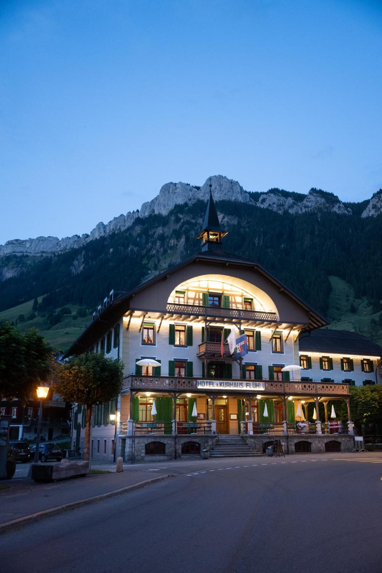 Fluehli Hotel Kurhaus Экстерьер фото
