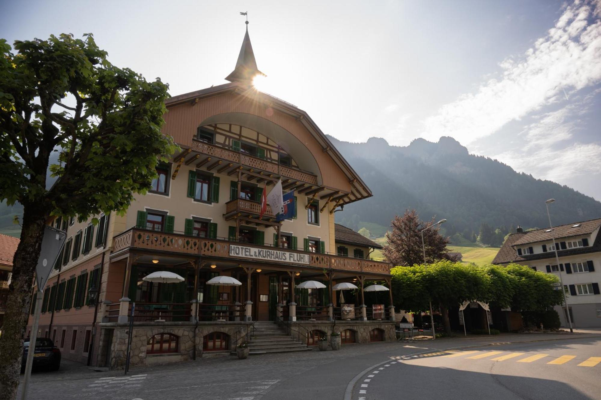 Fluehli Hotel Kurhaus Экстерьер фото